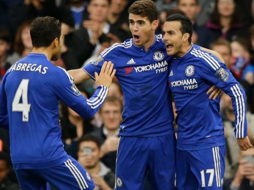 Jugadores del Chelsea eufóricos por su victoria.