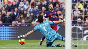 http://www.fcbarcelona.com/football/first-team/detail/image_gallery/fc-barcelona-v-deportivo?gallery_index=8